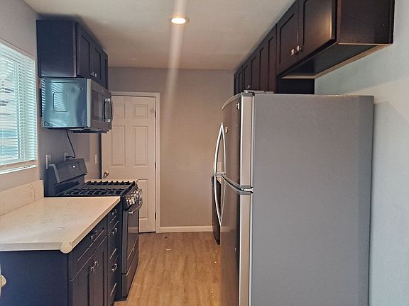 4th image of 2131 Balboa Ave #0