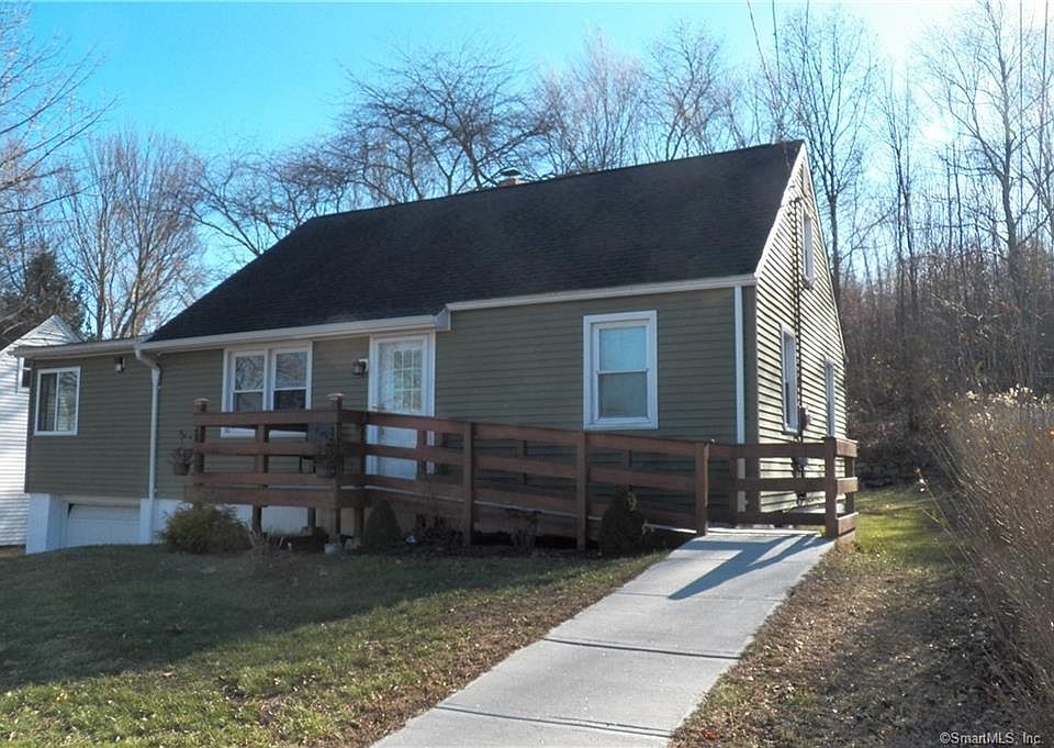 1st image of 26 Cooper Dr
