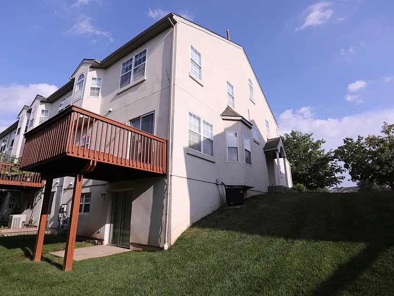 726 Whitetail Cir — Photo 32