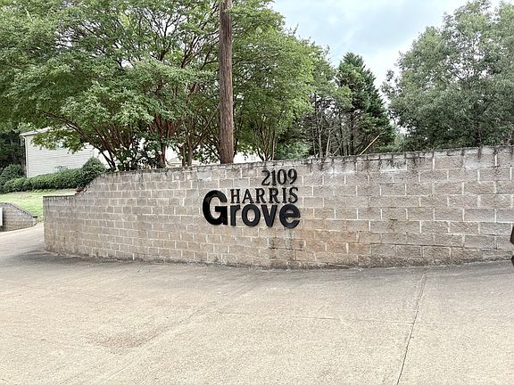 2nd image of 2109-35 Harris Dr