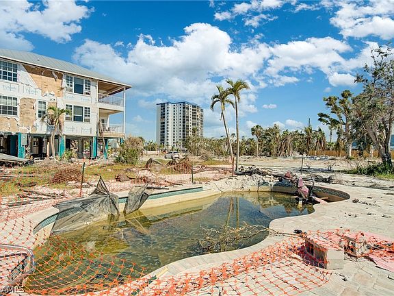 5th image of 4451 Estero Blvd