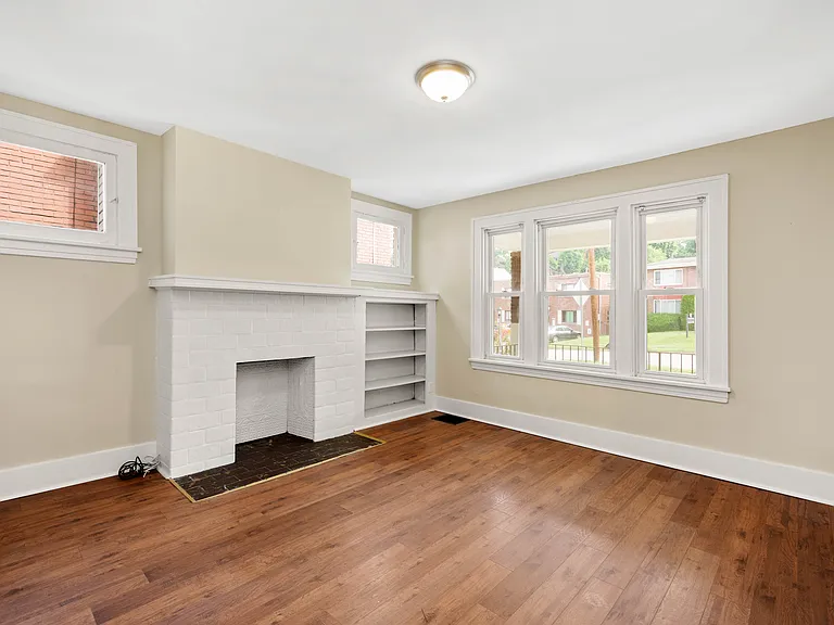 2228 S Braddock Ave — Photo 13