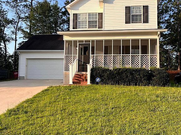2nd image of 152 Crest Mont Dr