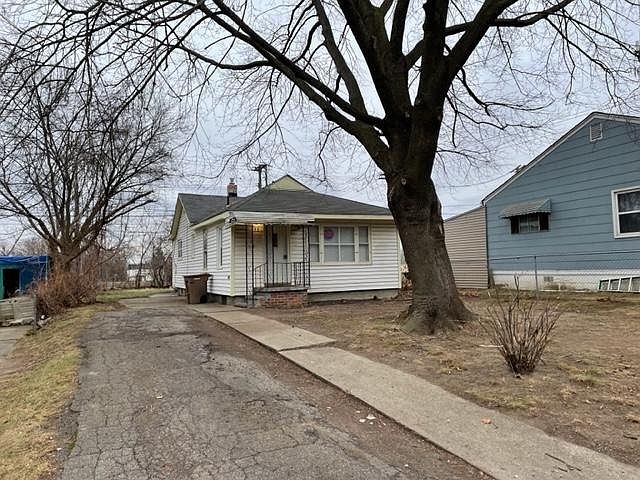 1st image of 81 E Sheffield Ave