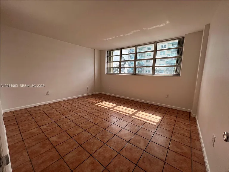 800 West Ave #808 — Photo 10