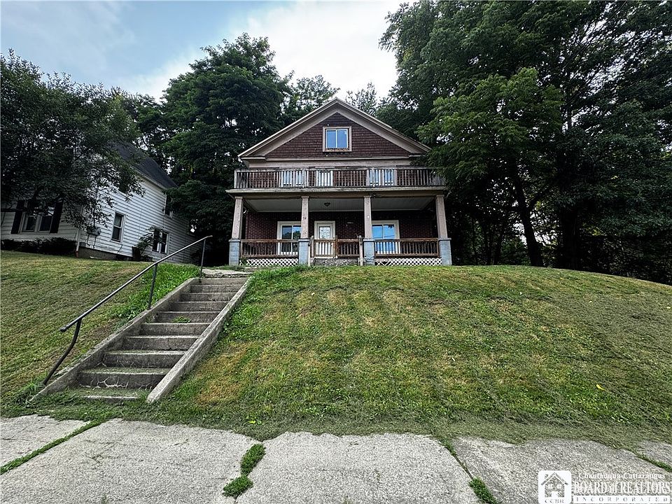 1st image of 74 Hazzard St