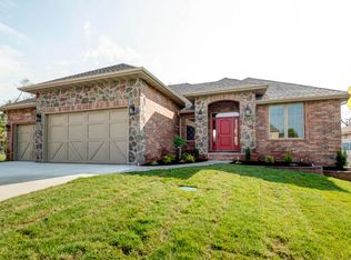 5336 S Twelve Oaks Rd, Springfield, MO 65810