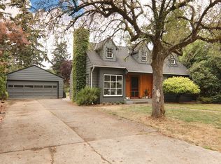 11262 SE Pine Ct, Portland, OR 97216