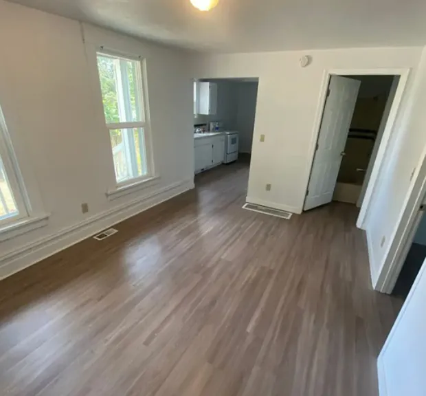 314 E Ermina Ave — Photo 22