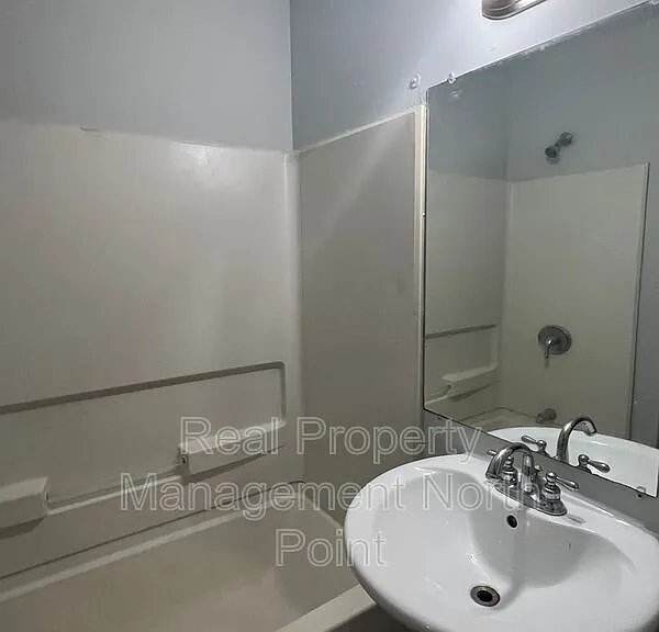 466 Birney St NE #466 — Photo 8