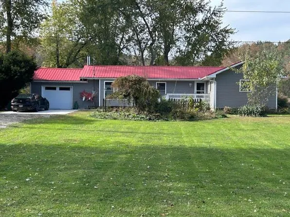 7515 Pioneer Dr, Blue Rock, OH 43720