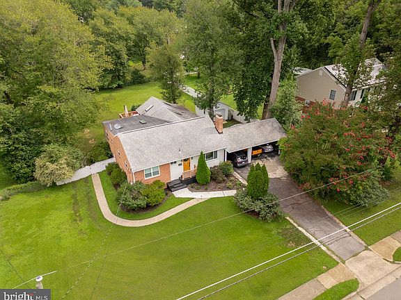 2nd image of 6616 Kerns Rd