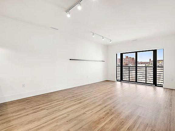 5th image of 391 Palisade Ave #501