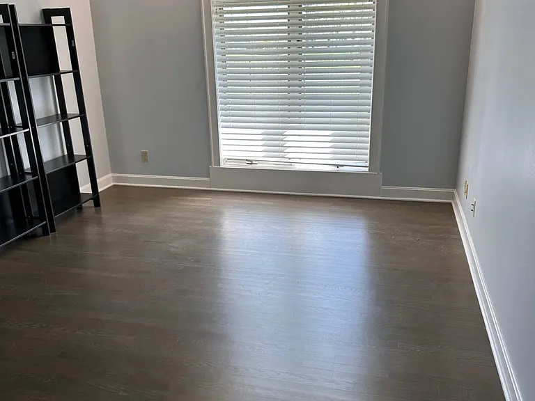 9100 Lamar Ave #106 — Photo 14