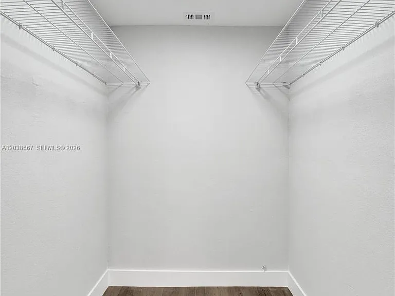 9540 NW 65th St #D8 — Photo 20