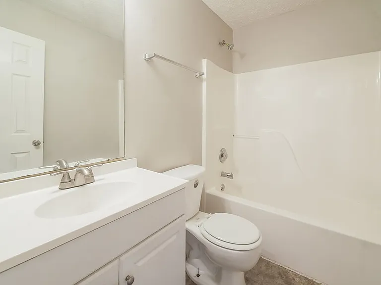 11469 Vinea Way — Photo 16
