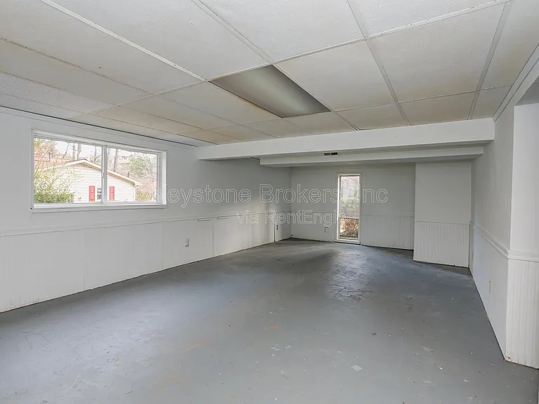 2700 Creekview Point NW — Photo 13