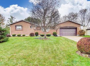 7031 Park Vista Rd, Englewood, OH