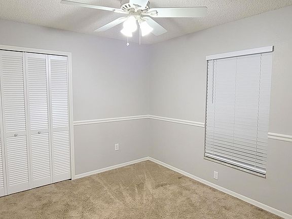 5th image of 2926 Shannon Cir
