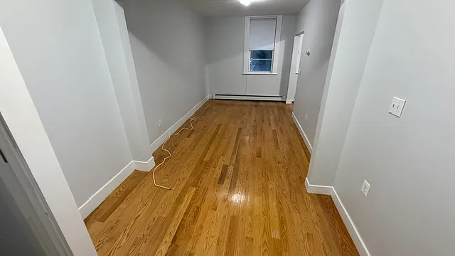 Studio, 9999 sqft, $2,495 — Photo 3