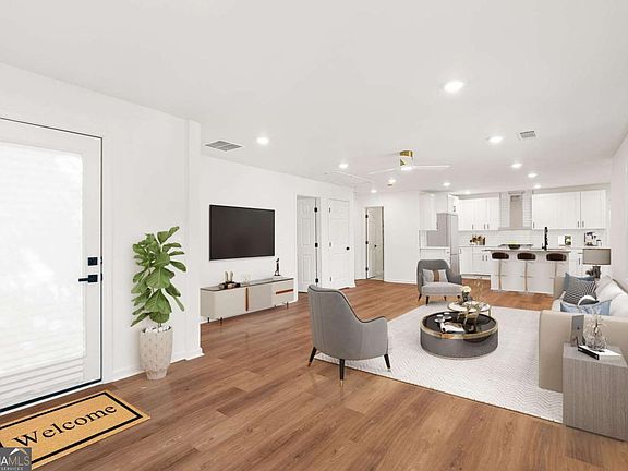 5th image of 3459 Glen Rd