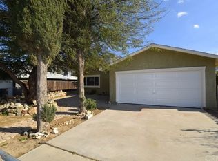 49973 Mountain View Dr, Cabazon, CA 92230