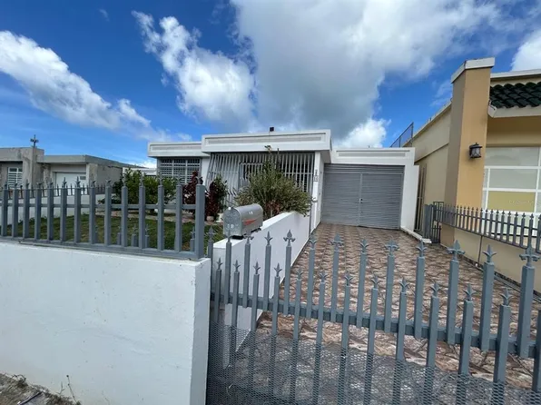 7 Ten Brisas Del Mnr #H, Luquillo, PR 00773