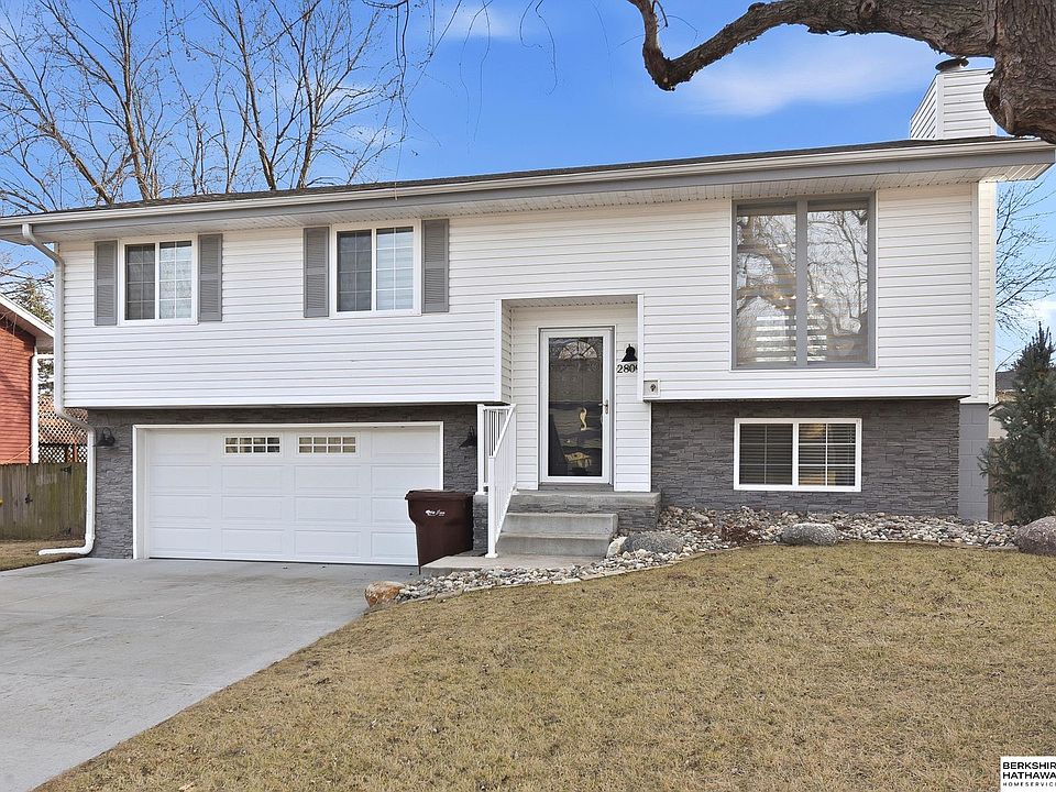 1st image of 2809 Ponderosa Dr
