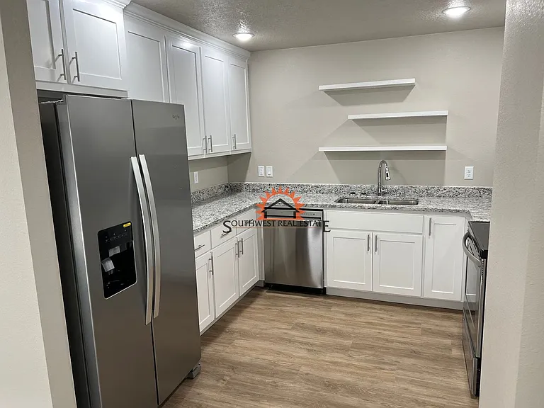 1328 Sonora Duplex — Photo 4
