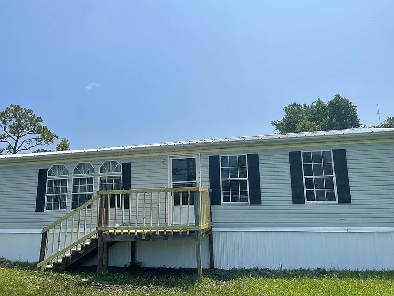 464 Stokes Landing Rd — Photo 1