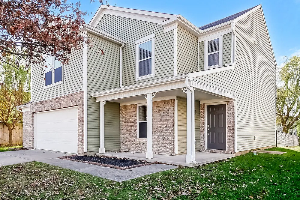 4 bed, 2.5 bath, 1992 sqft, $2,180 — Photo 4
