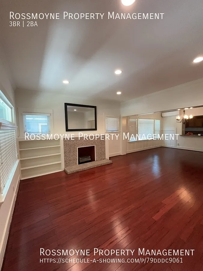 3 Bedroom 1 and 1/2 Bath Updated front house in Glendale — Photo 2