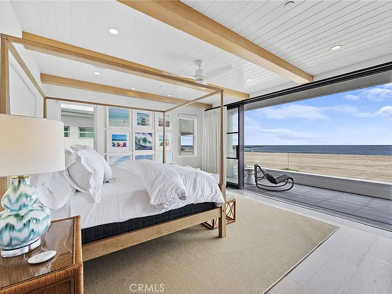 2148 E Oceanfront — Photo 34