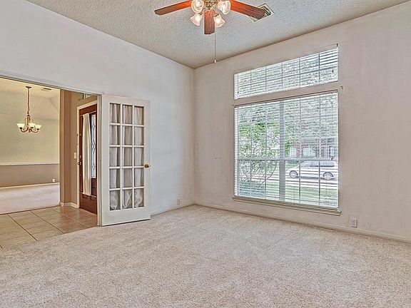 3rd image of 9406 Sundance Dr