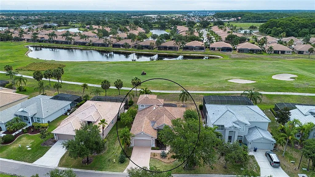 4 bed, 2.0 bath, 2797 sqft, $2,700 — Photo 4