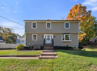 71 1/2 Pond St, Natick, MA 01760