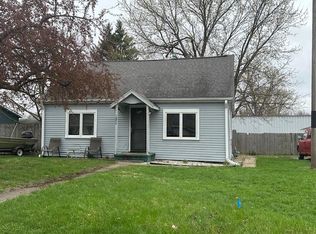 1924 Breese Ave, Muscatine, IA 52761