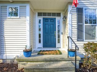 28 Crestview Ln UNIT 28, Danbury, CT 06810