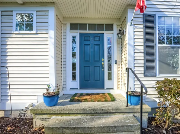 28 Crestview Lane #28, Danbury, CT 06810