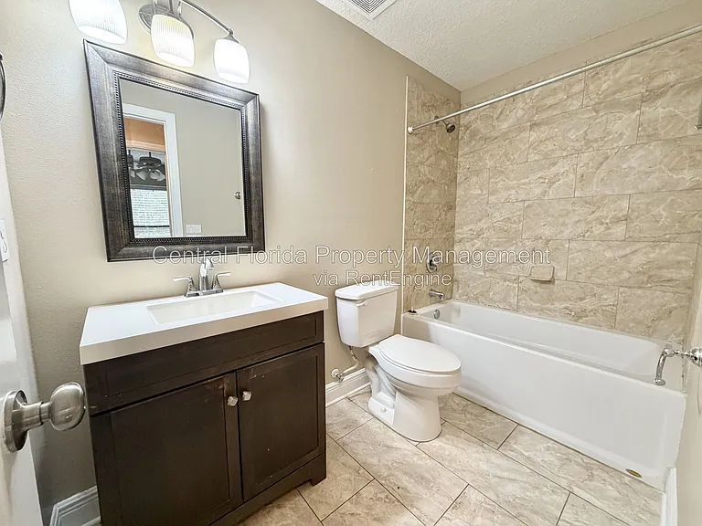 2925 Amroth Pl — Photo 14