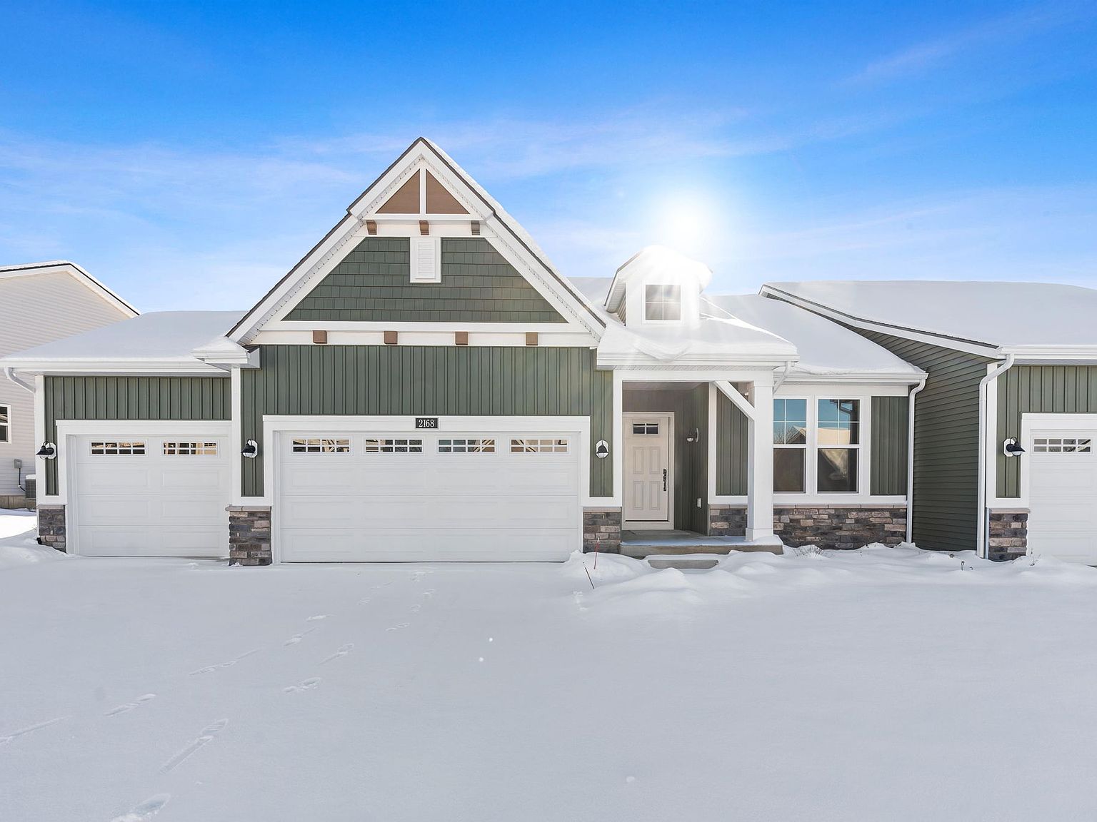 (1664) 直筆サイン入り 区麗情/Come On-A My House 562 Town House Road, Vienna, ME 04360 | Zillow