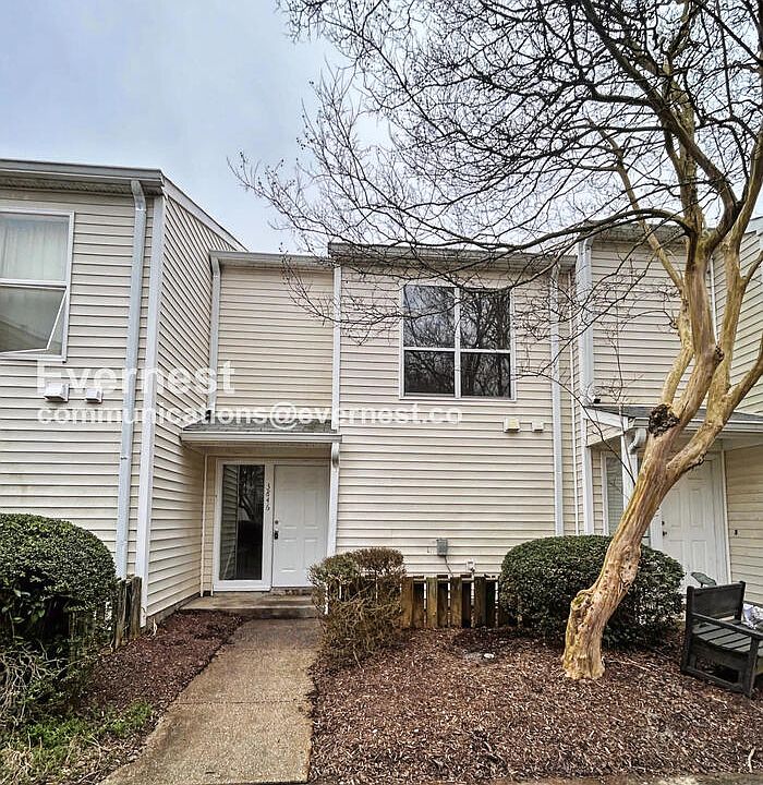 1st image of 3846 Staffordshire Ln