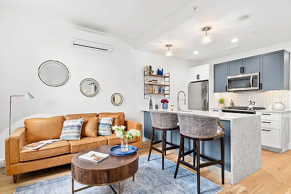 Sold by Compass | media 1