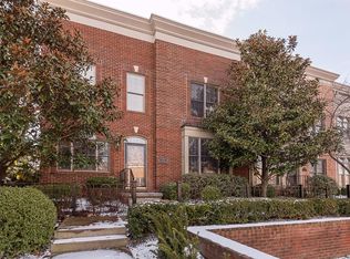 989 Star Shoot Pkwy, Lexington, KY 40509