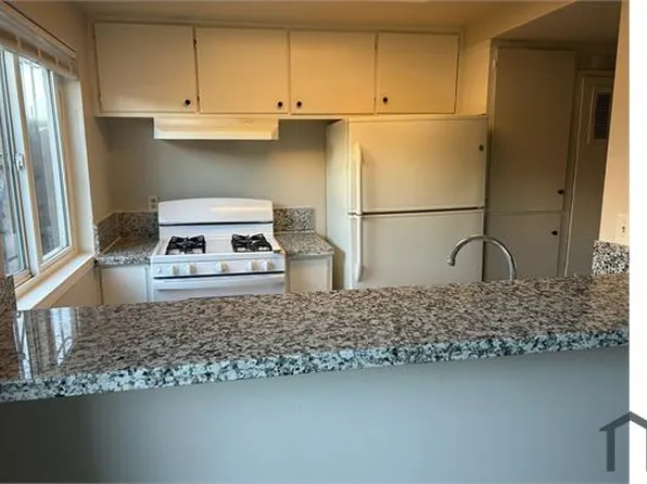 4207 Brookfield Dr, Sacramento, CA 95823