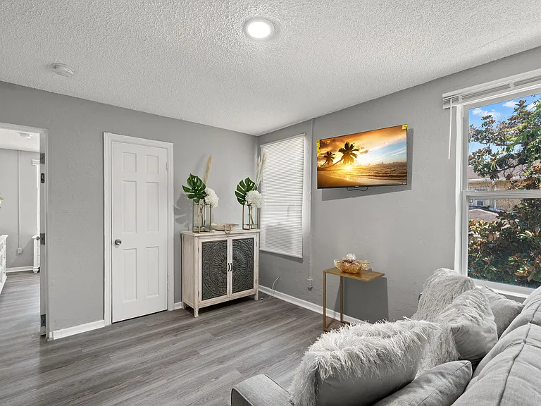 511 16th St S #2 — Photo 3