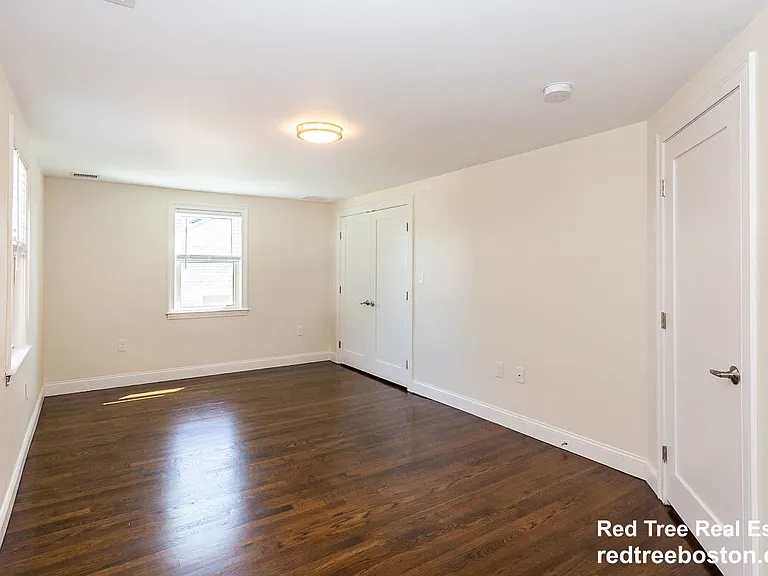 77 Rock Glen Rd — Photo 8