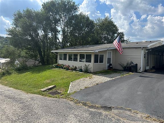3rd image of 428 Evans Ln