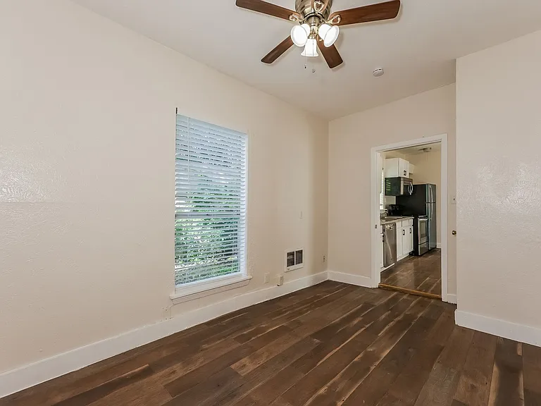 4926 Reiger Ave — Photo 15