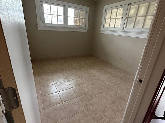 4th image of 79 W Hudson Ave #79